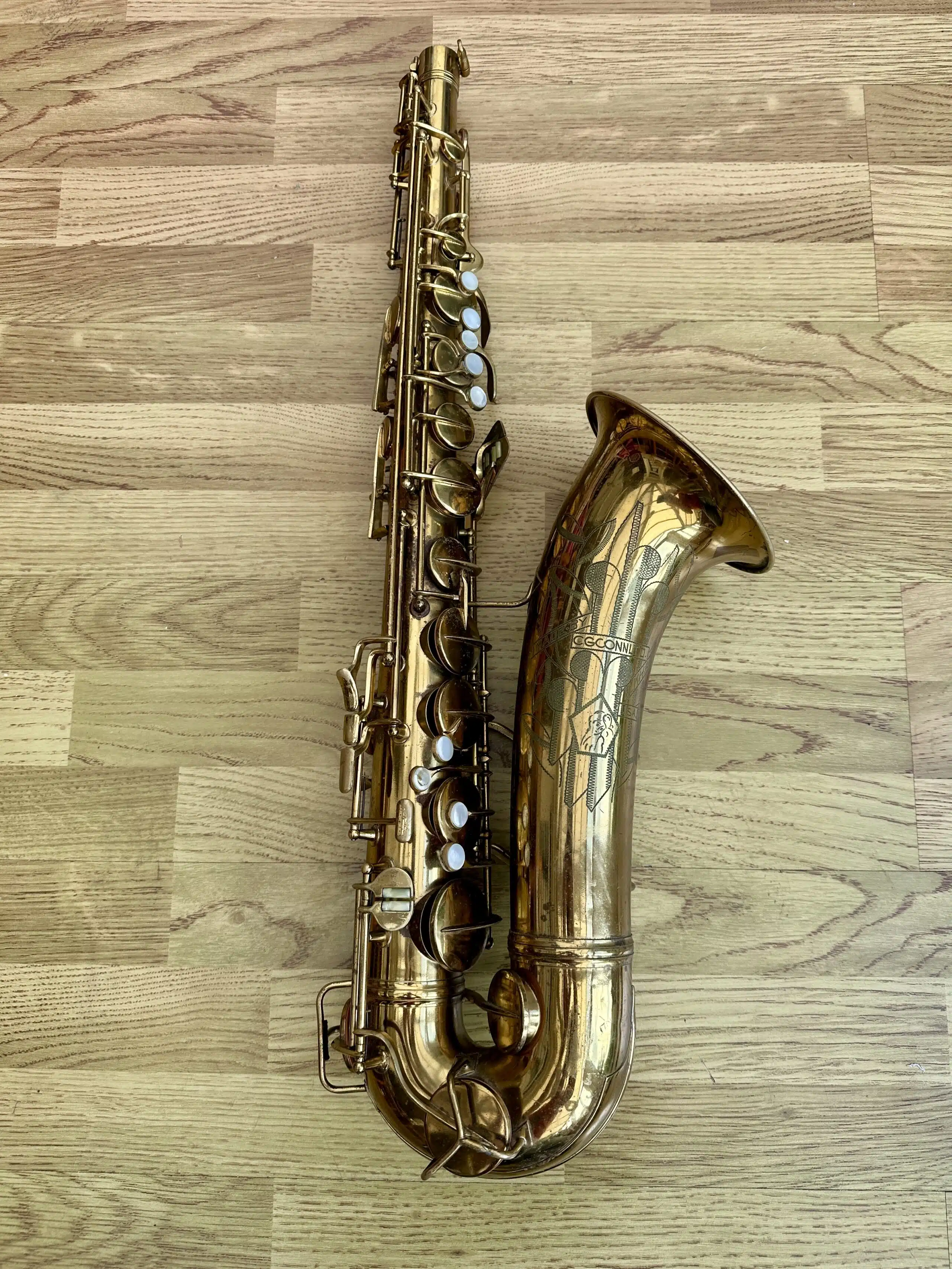 Conn 10m Tenor Saxophone, '47, 321XXX - Image 13