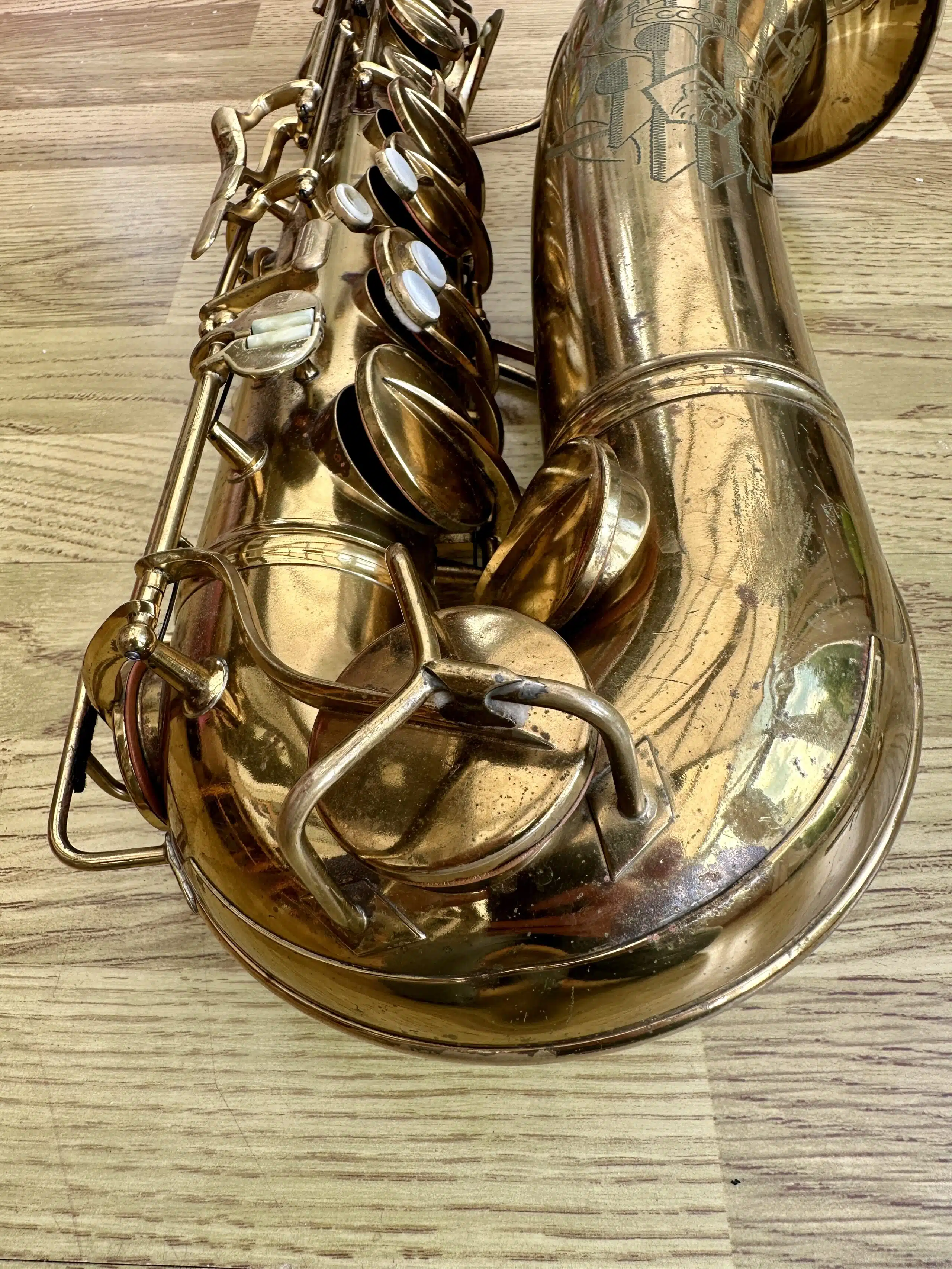 Conn 10m Tenor Saxophone, '47, 321XXX - Image 7
