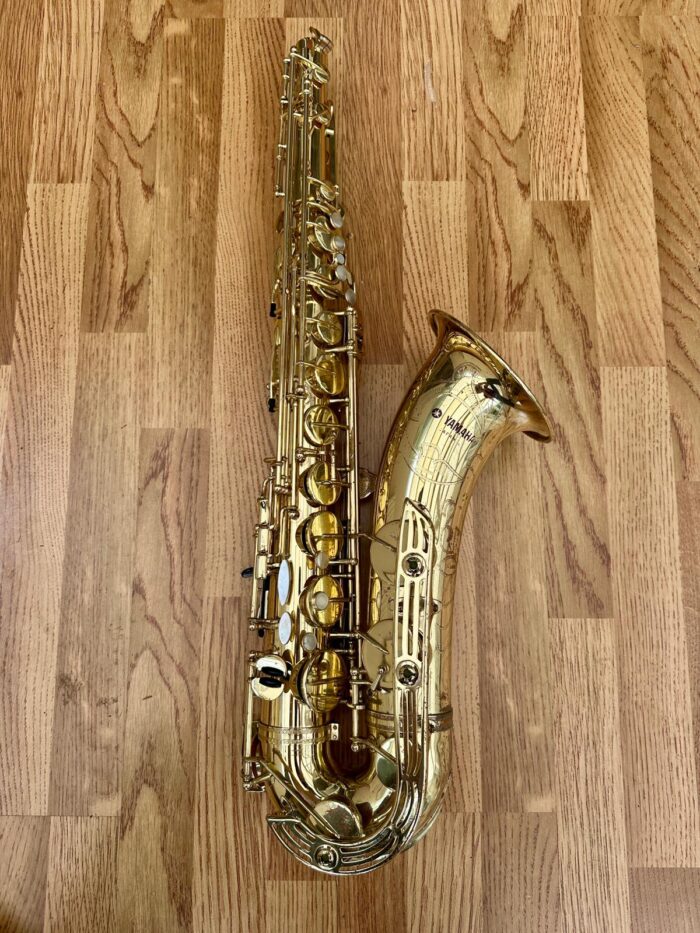 Yamaha YTS-61 Purple Logo Tenor Saxophone - Image 4