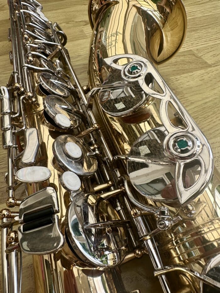 Earlham Serier 2 professional Tenor Saxophone - Image 7
