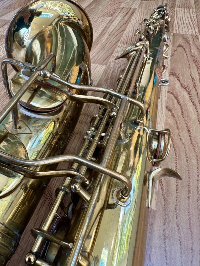 Conn 10m Tenor Saxophone, '47, 322XXX - Image 12